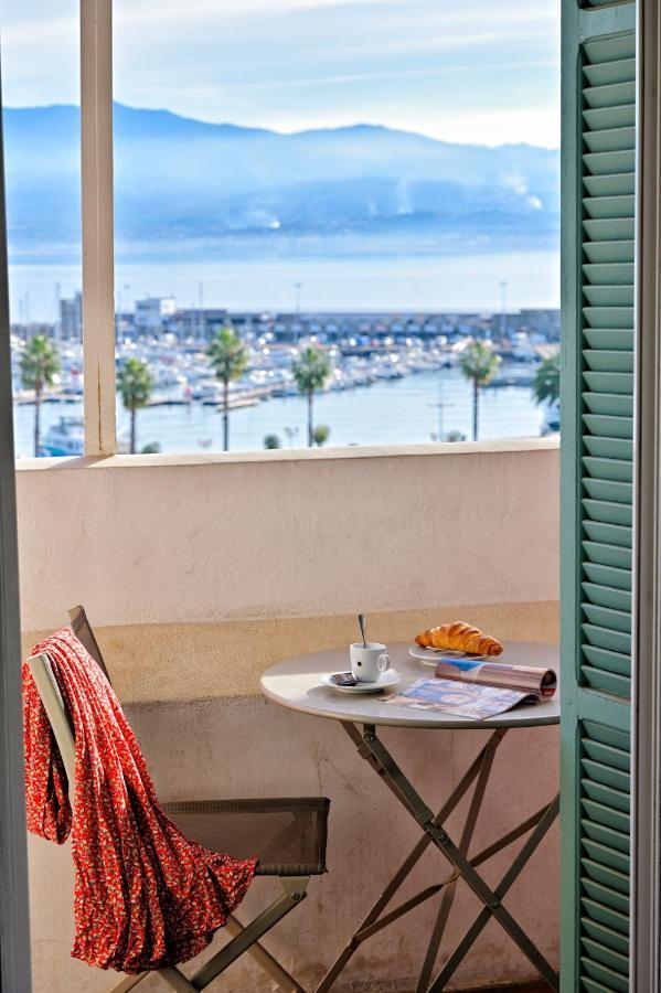 Suite with Sea View,1239149956:JPEG
