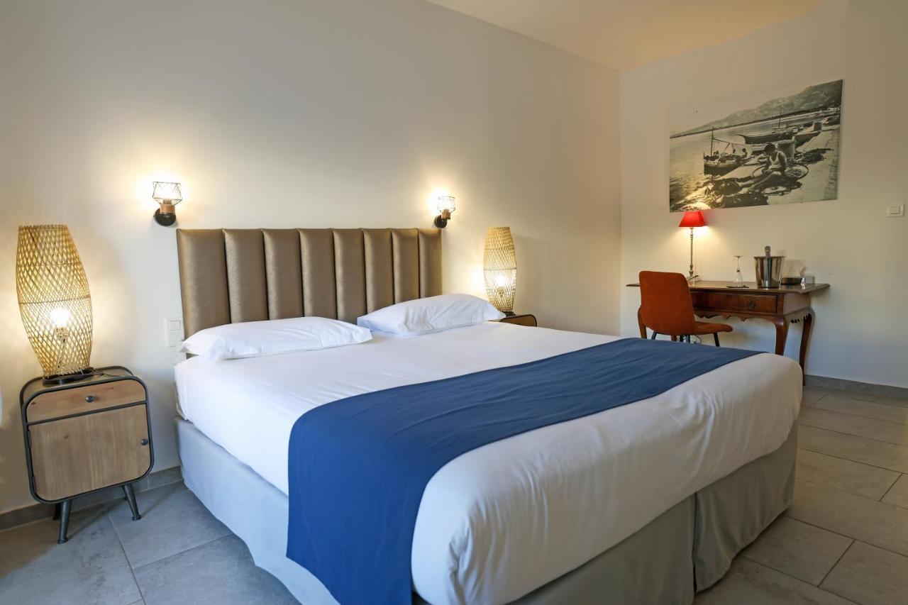 Superior Zimmer mit Kingsize-Bett und Klimaanlage