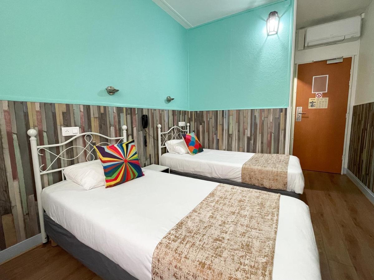 Twin Room,1317698710:JPEG