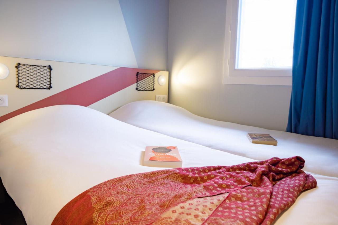 Triple Room Three Single Beds