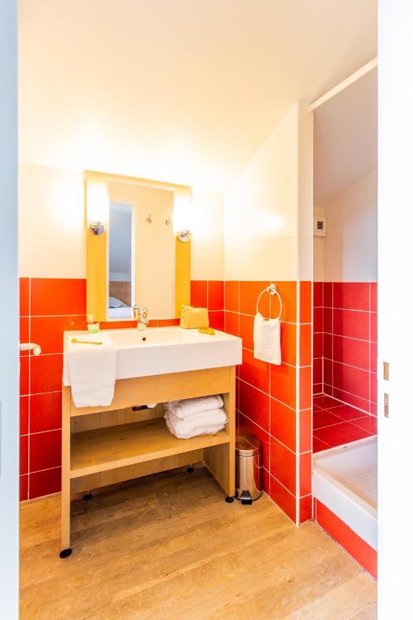 One-Bedroom Apartment with Sleeping Alcove (7 People),1334473484:JPEG