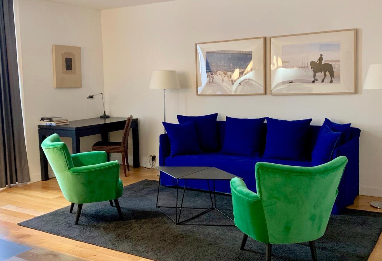 Deluxe One-Bedroom Apartment 54m2