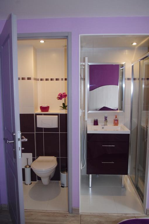 Four-Bedroom House,135680049:JPEG