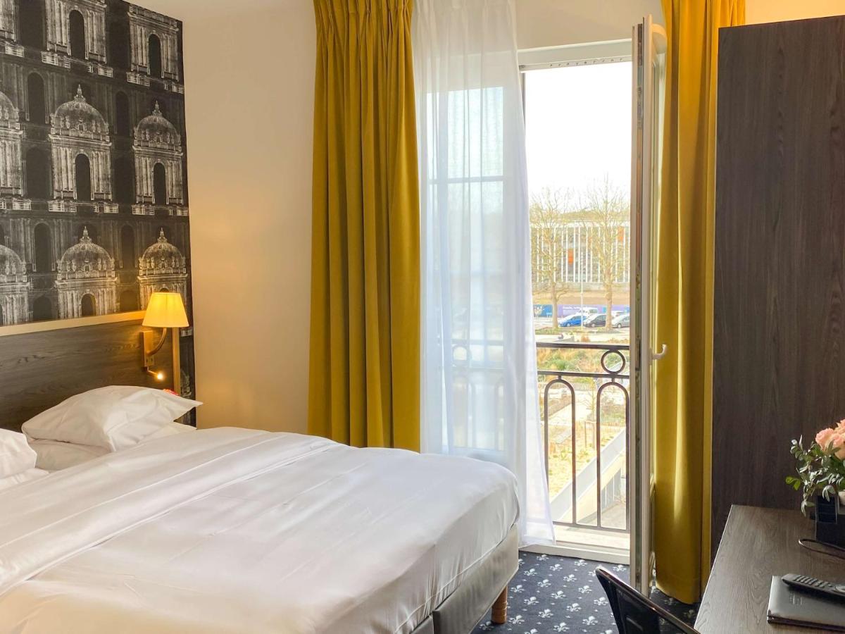 Comfort Queen Room