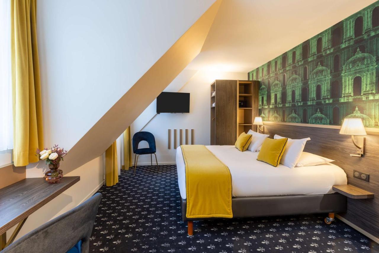 Comfort Queen Room
