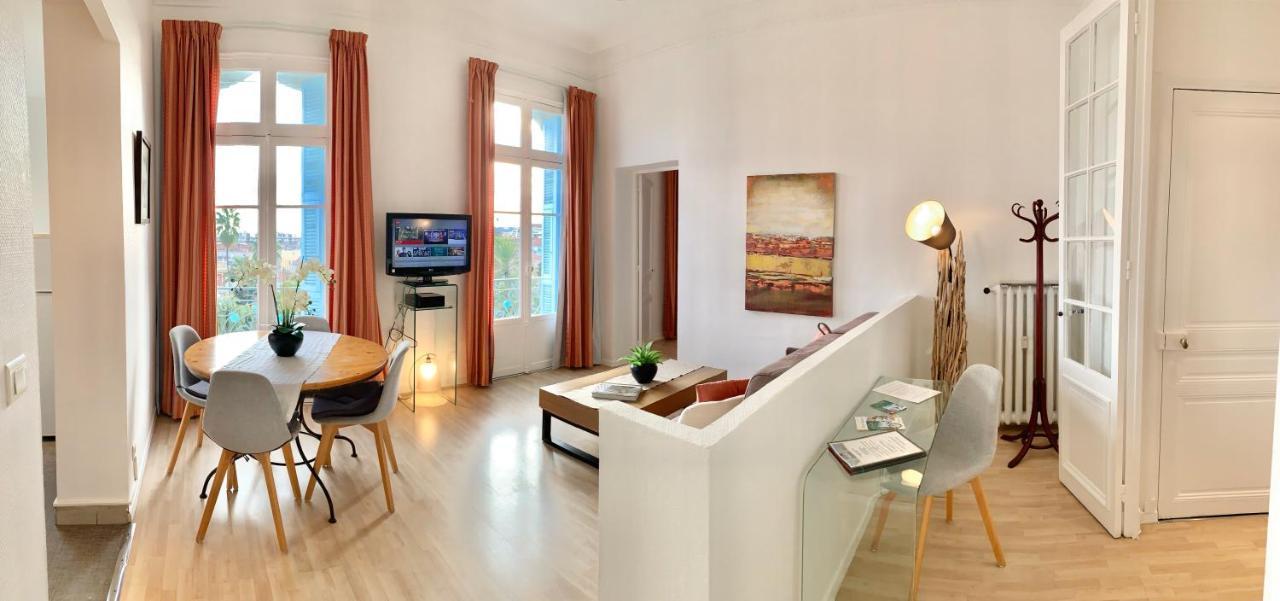 Apartment with Garden View