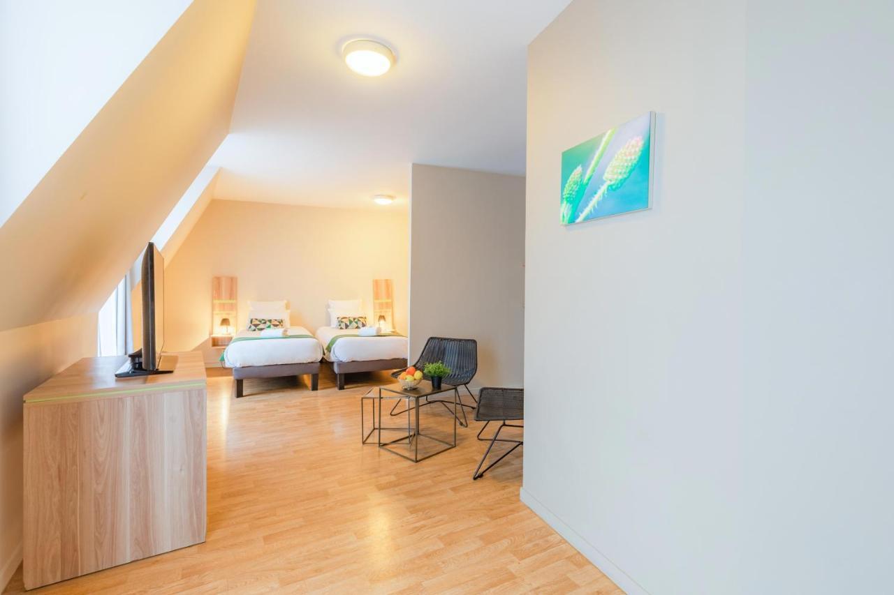 Superior Apartment,1362438416:JPEG