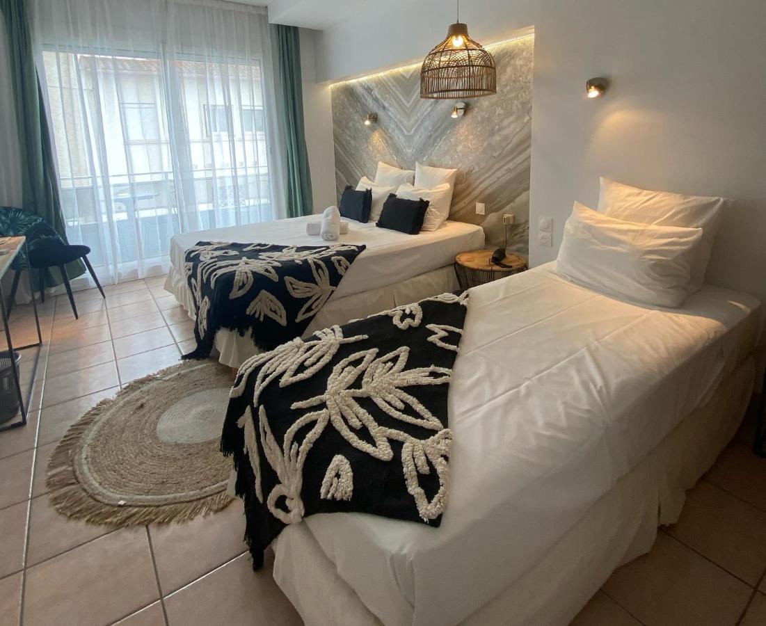 Twin Room Terrace
