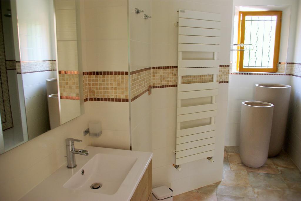 Chambre Double - Vue sur Piscine