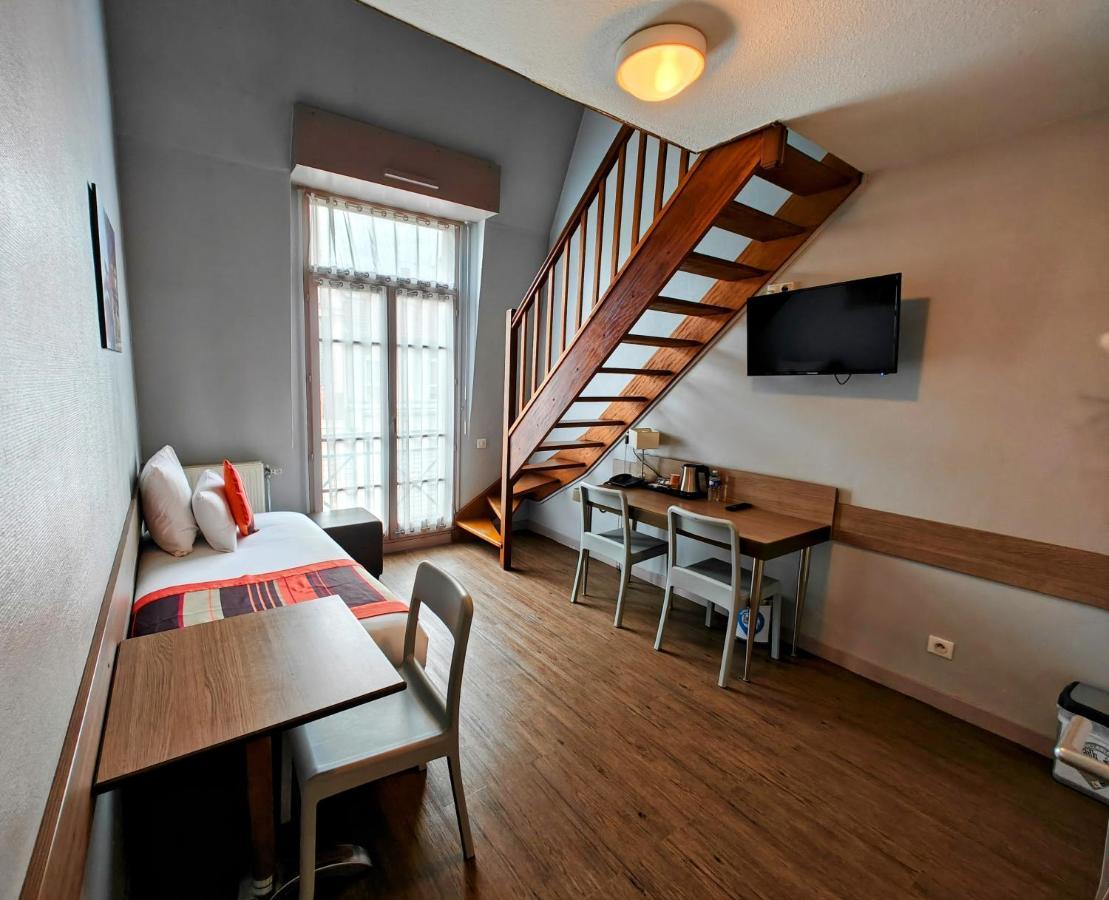 Studio for 4 people