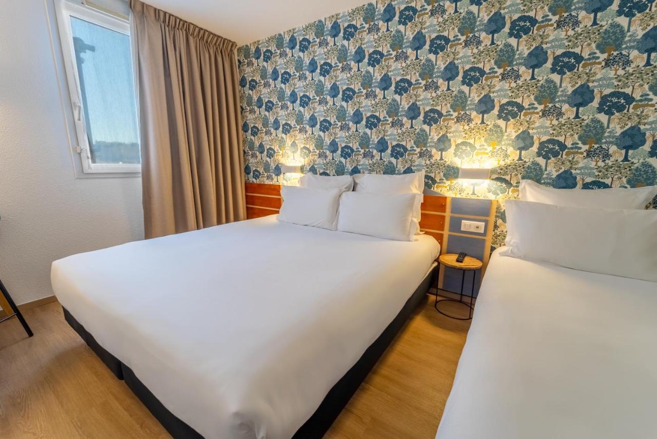 Standard Room One Double Bed One Single Bed