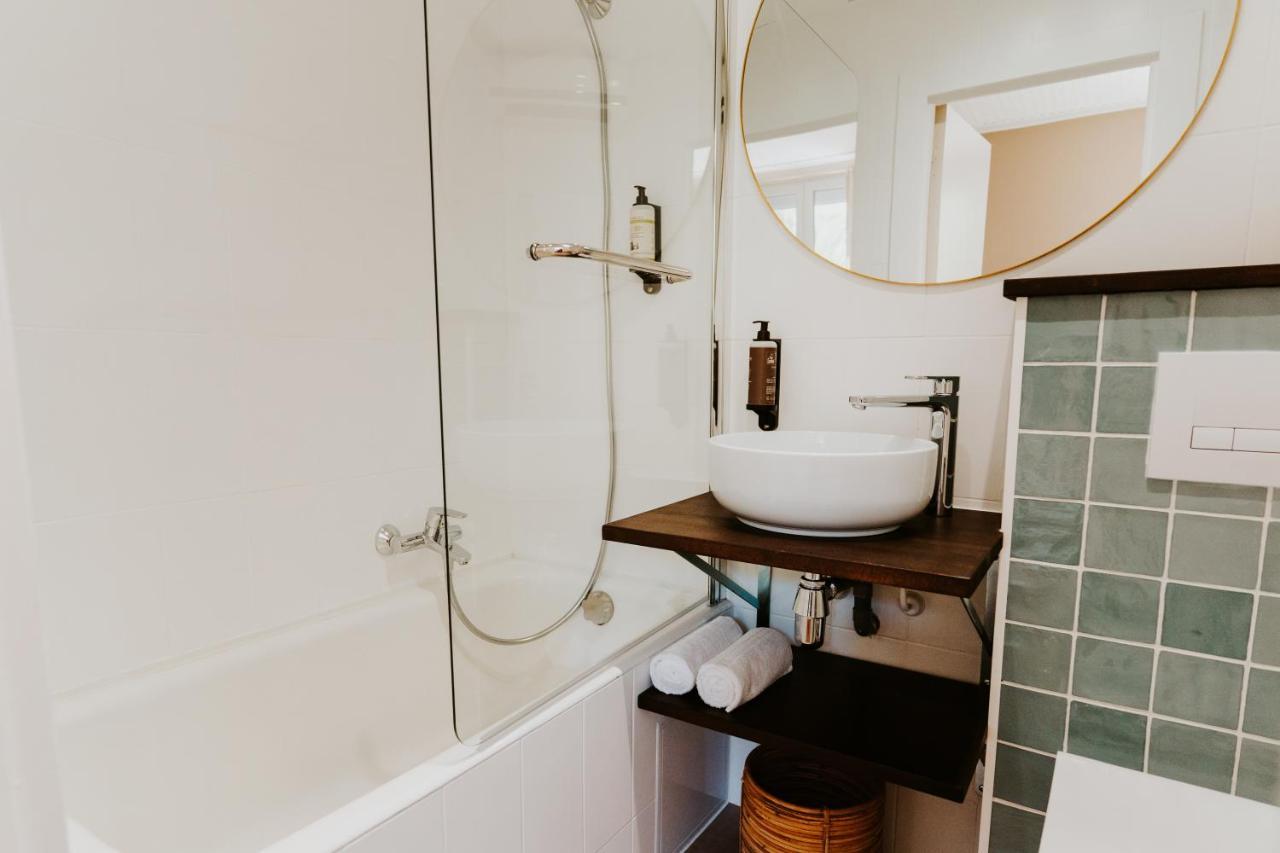 Standard Double Room,1375927142:JPEG
