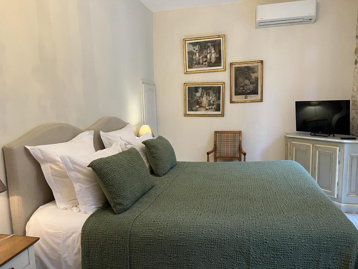 Deluxe Double Room Italian shower