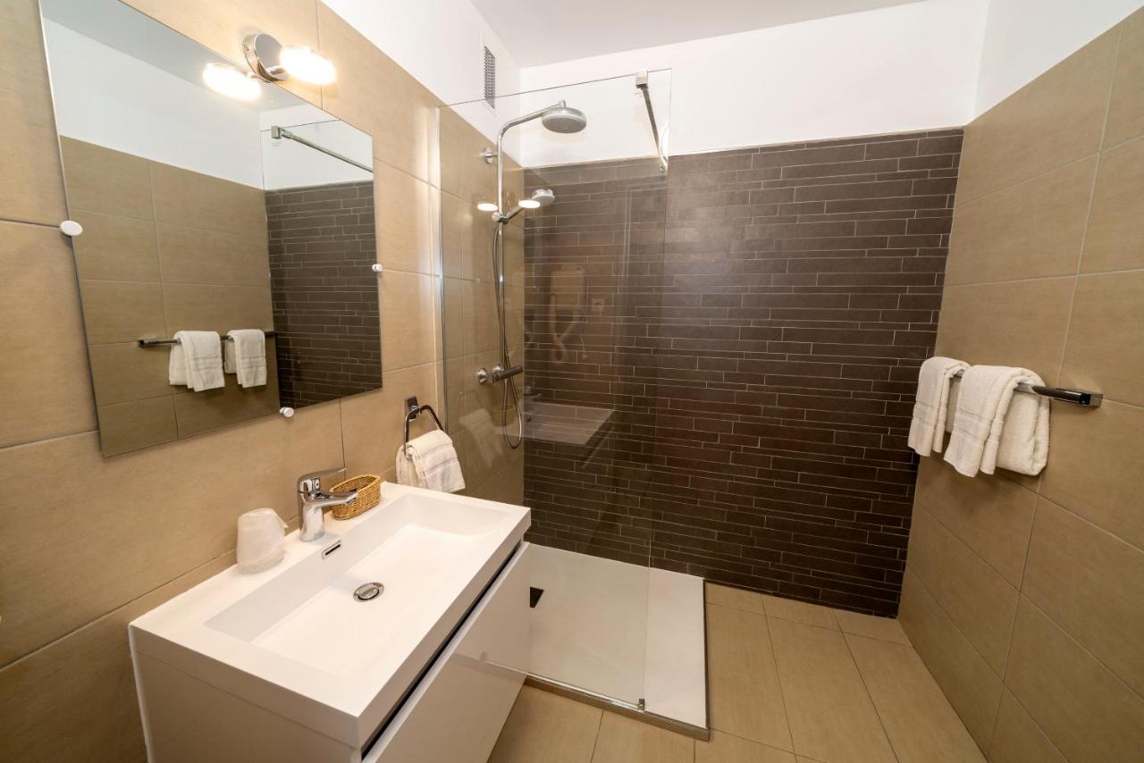 Superior Double Room Balcony,1110995379:JPEG