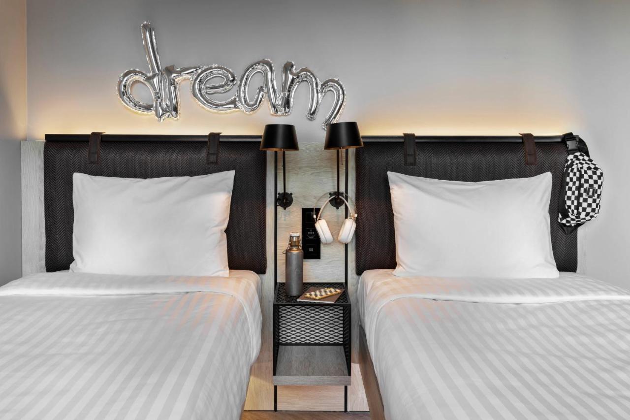 Moxy Sleeper Twin Guest room 2 Twin or Single Beds,1401220775:JPEG