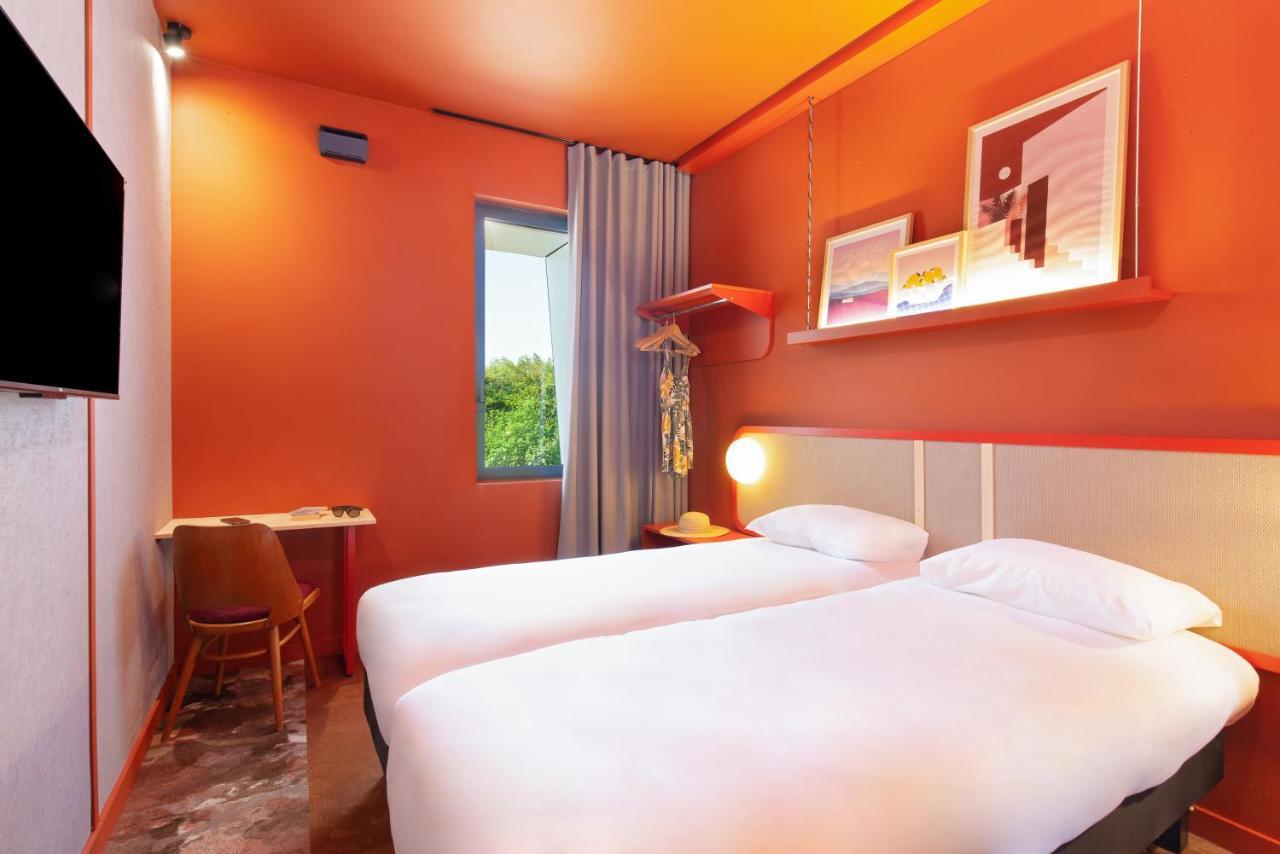 Standard Room Two Single Beds