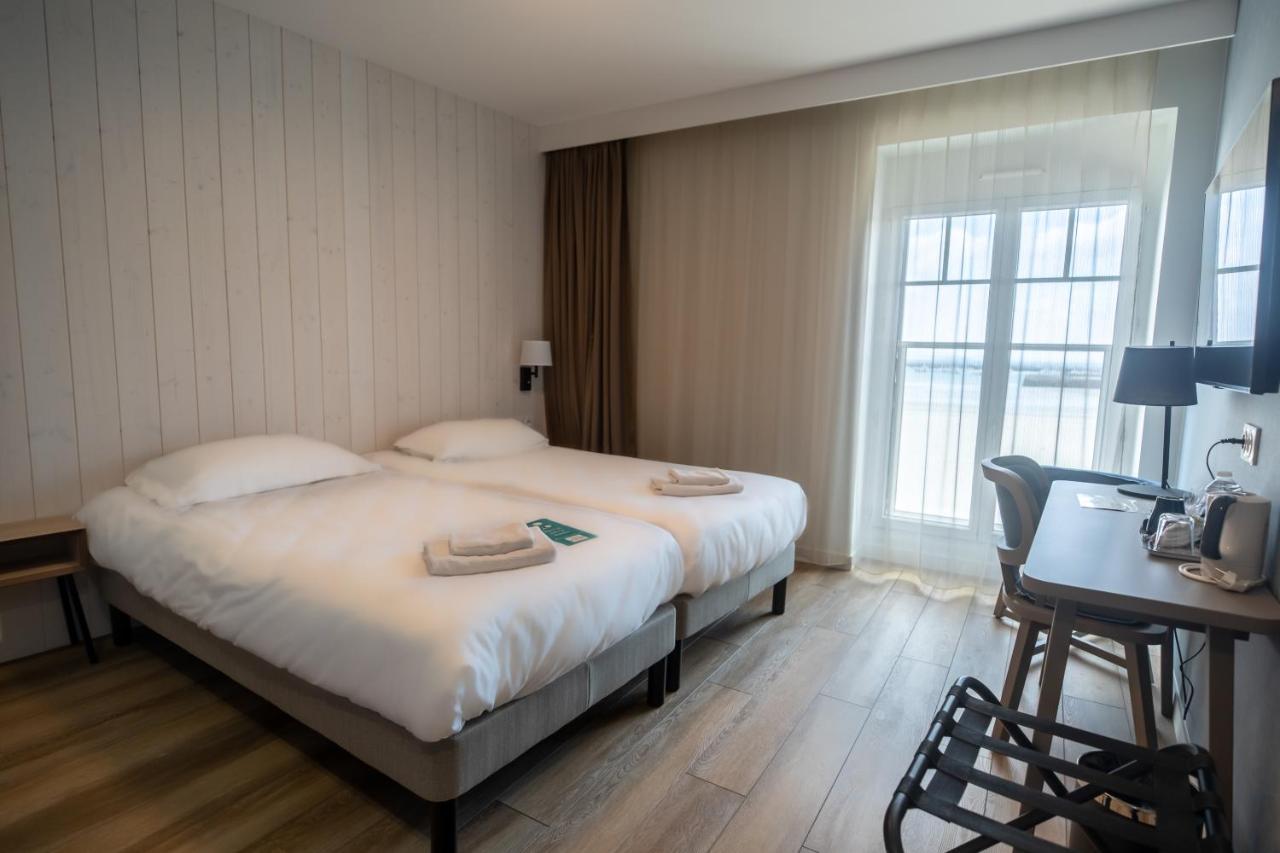 Superior Twin Room with Sea View,1421194371:JPEG