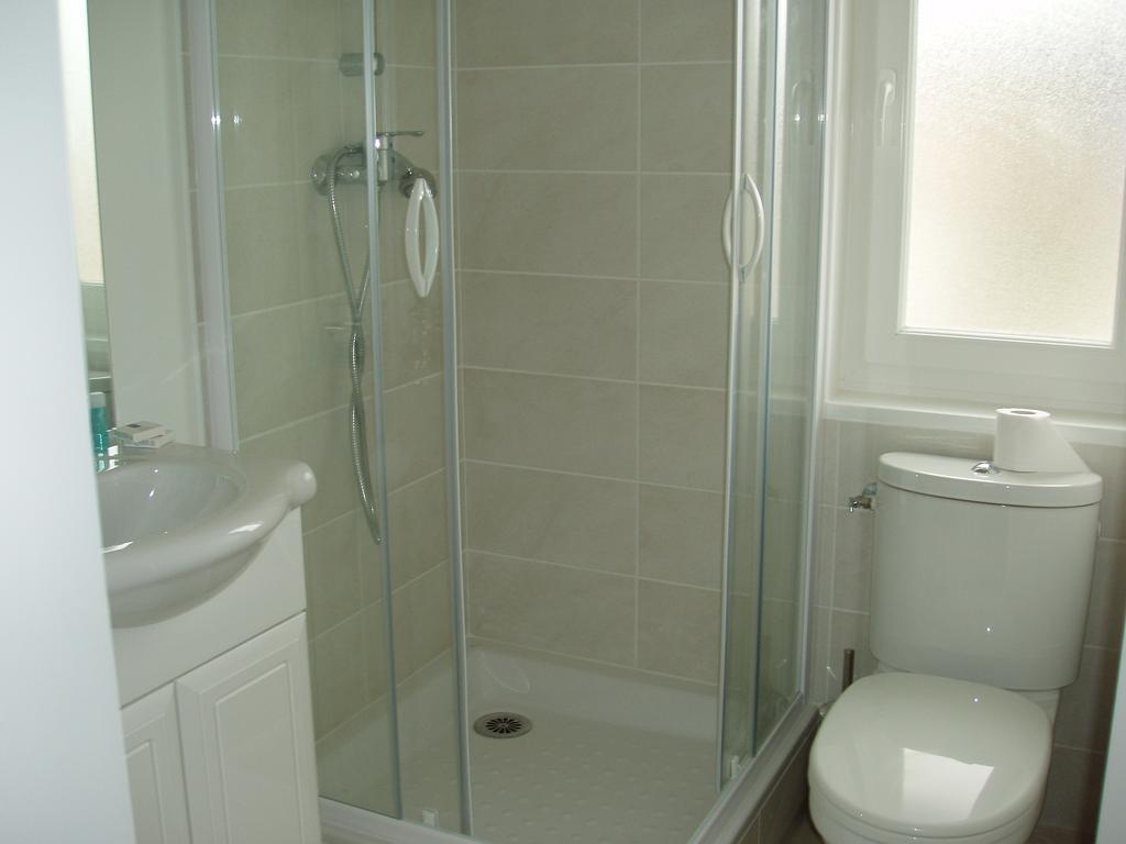 Large Double Room,1096379943:JPEG