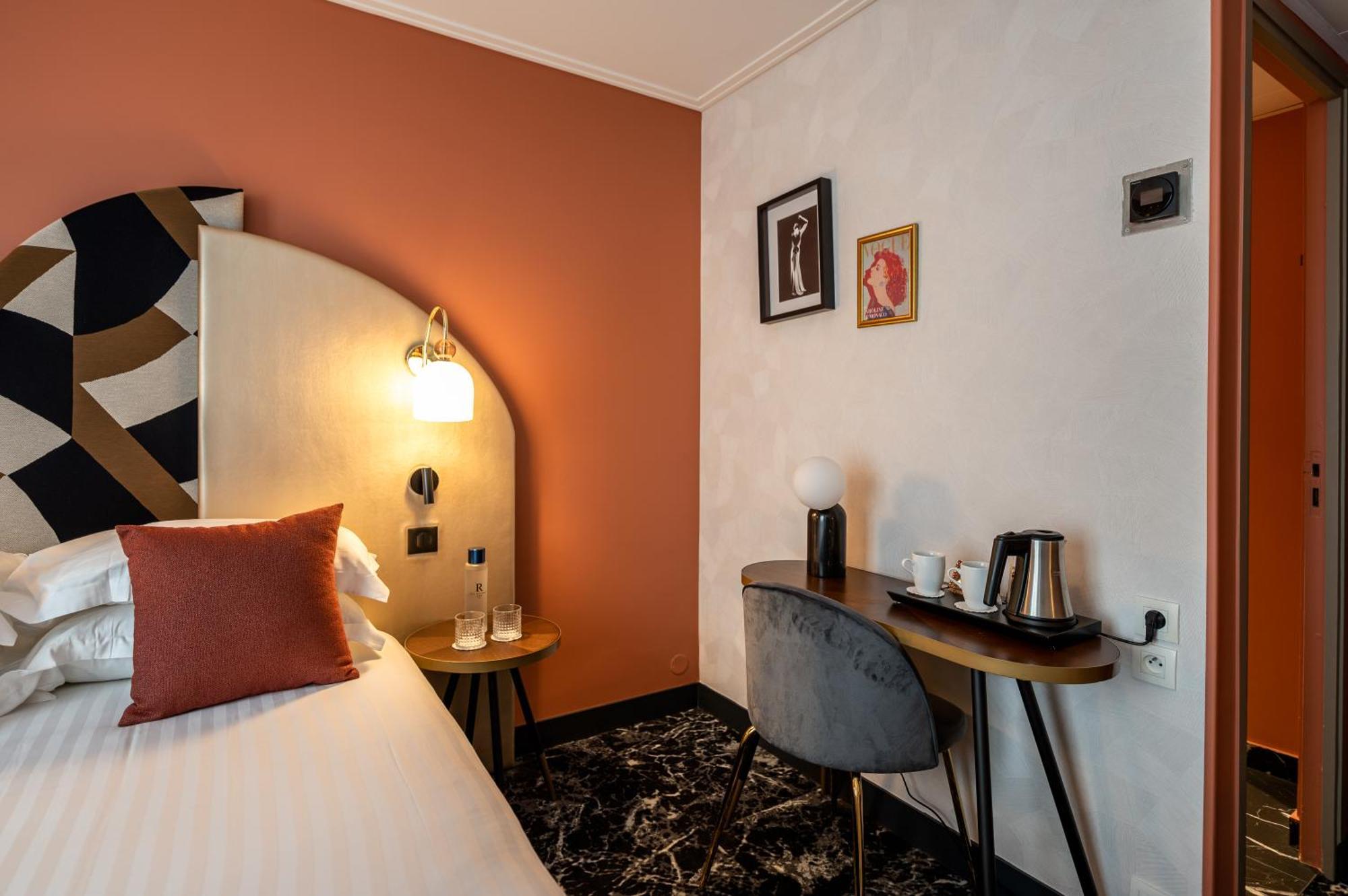 Double Comfort Room