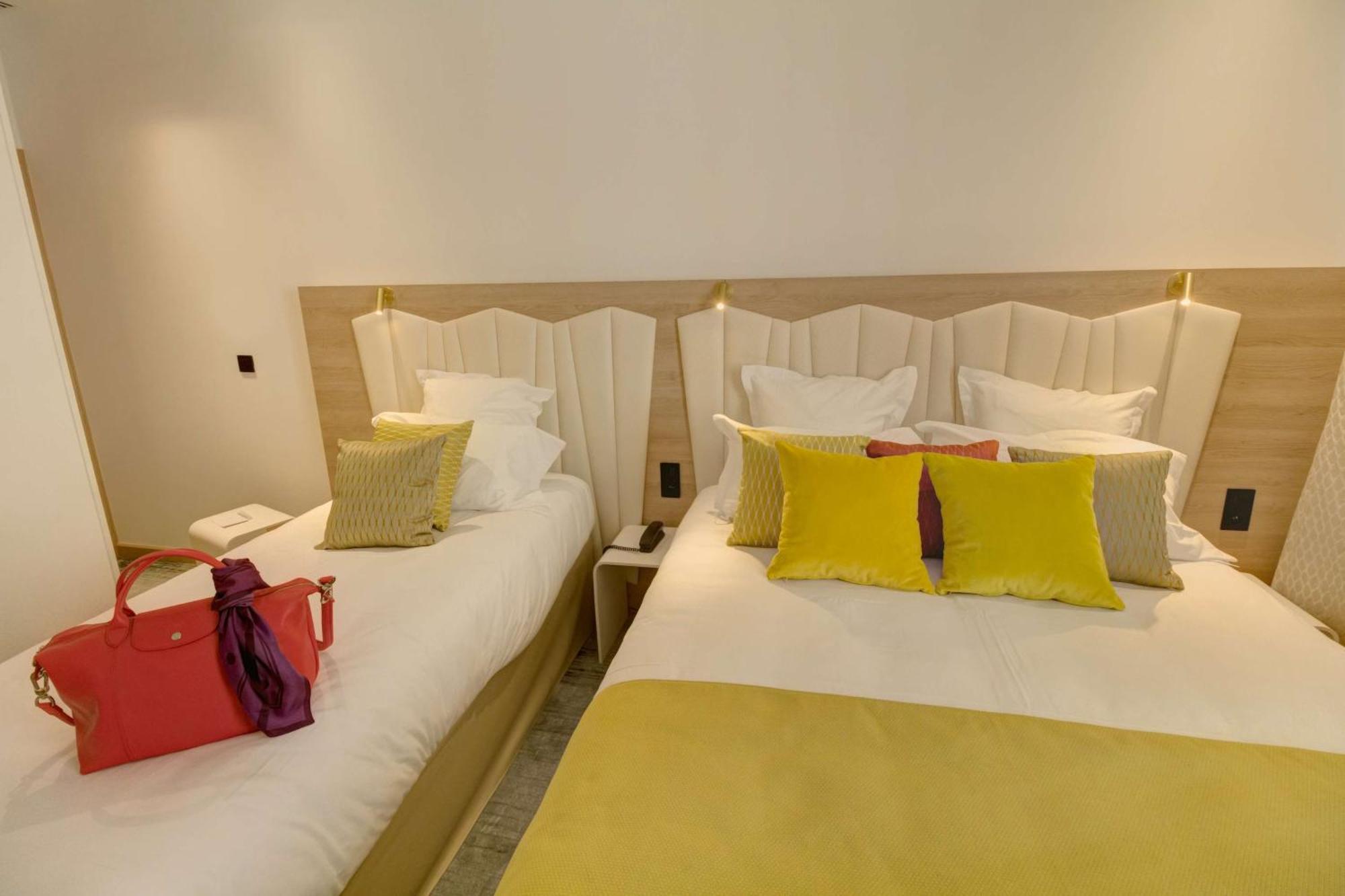 Family Queen Room