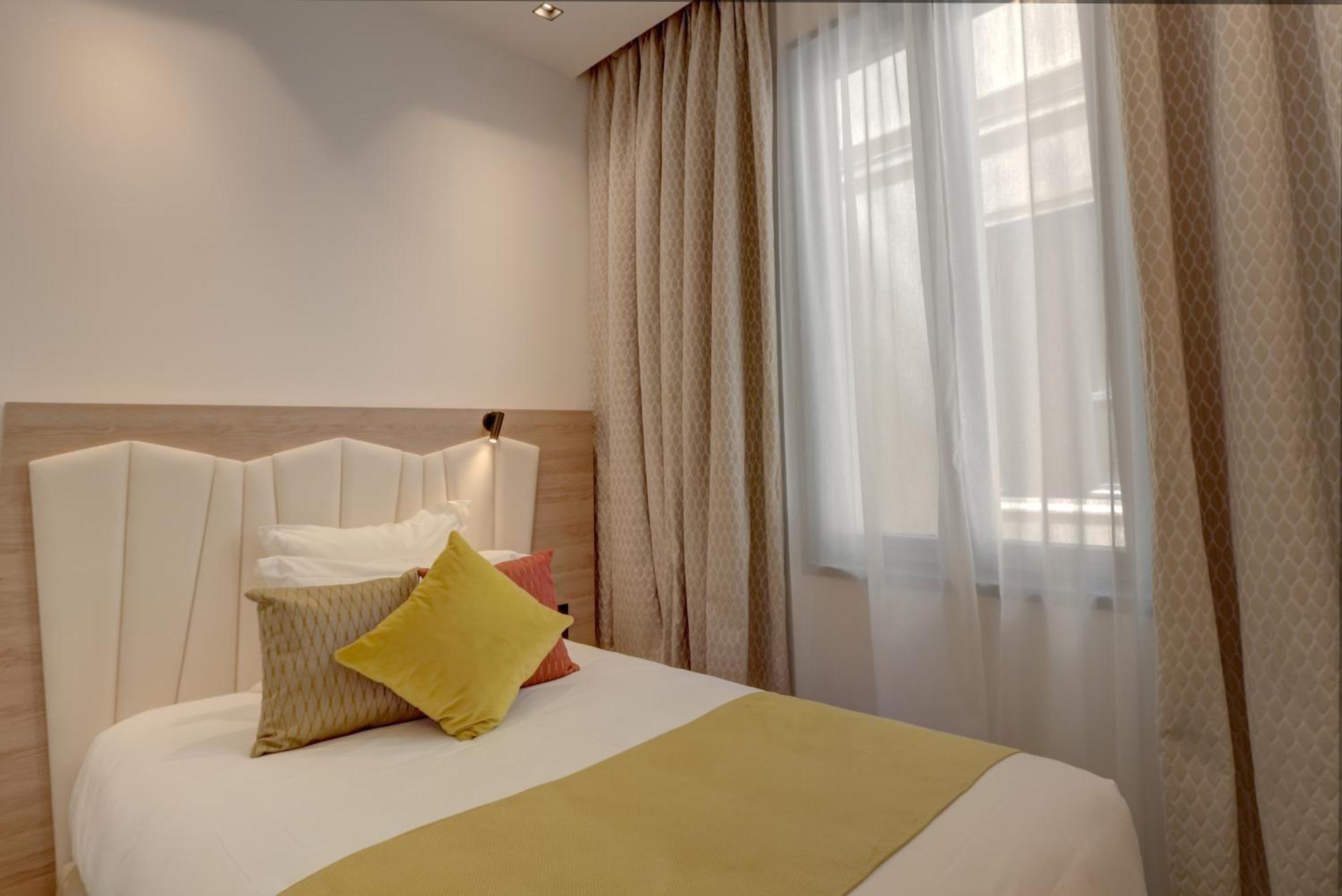 Classic Single Room