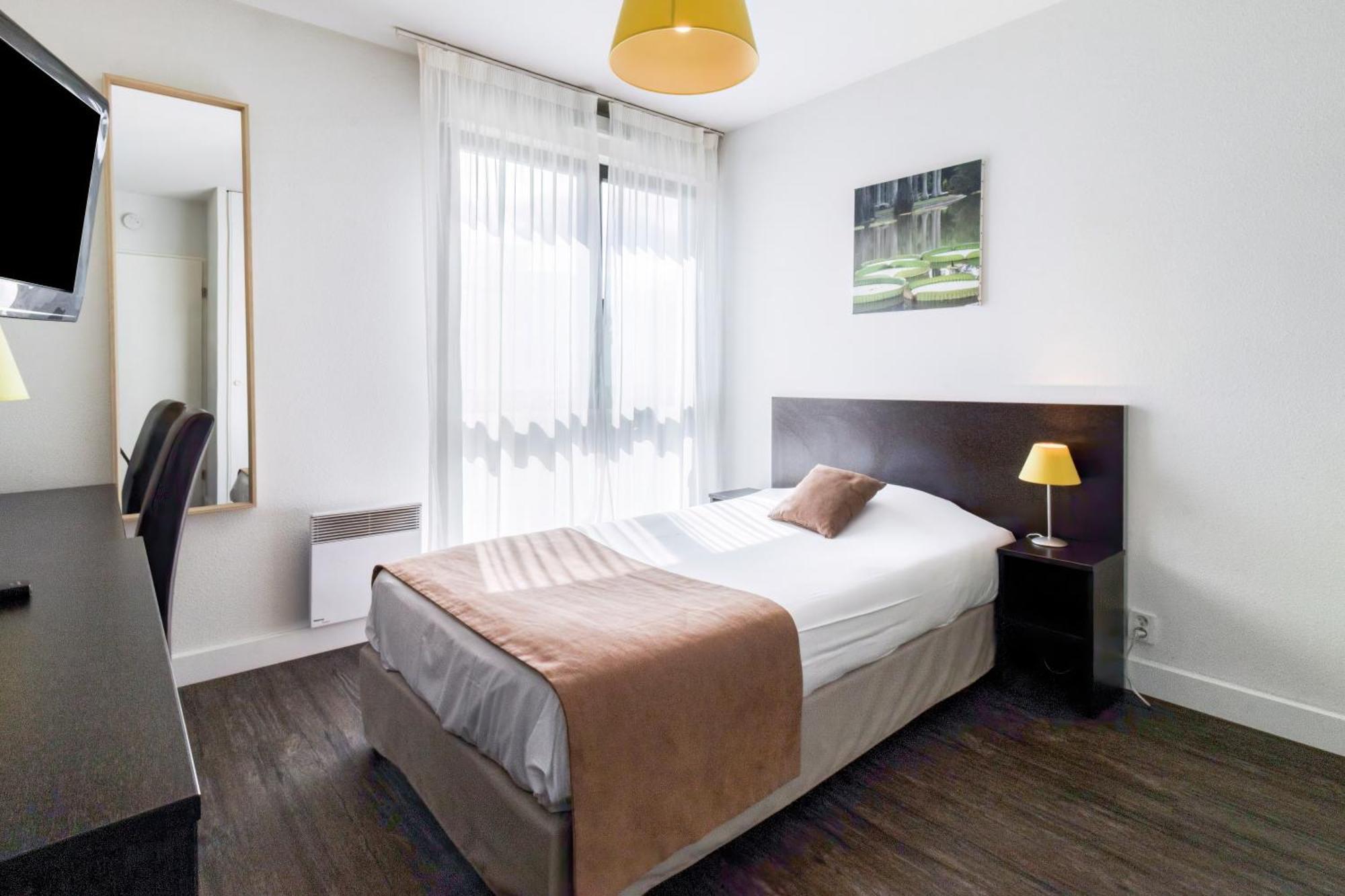 Studio (1 Adult) with Single Bed