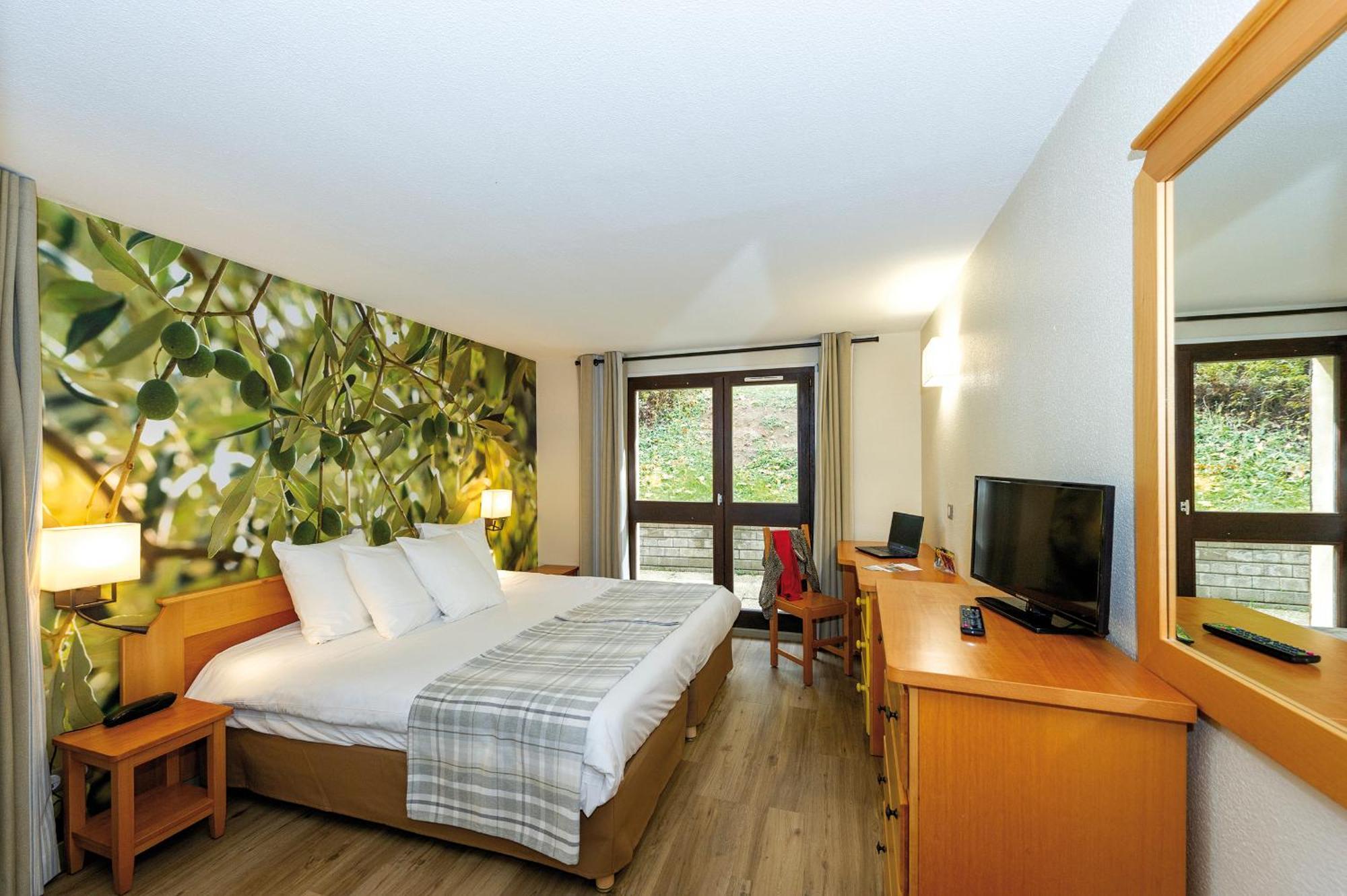 Double Room,1602327203:JPEG