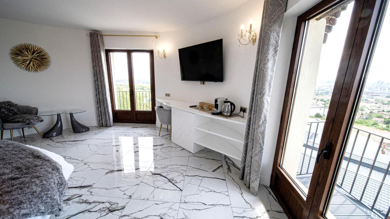 Deluxe Double Room Balcony