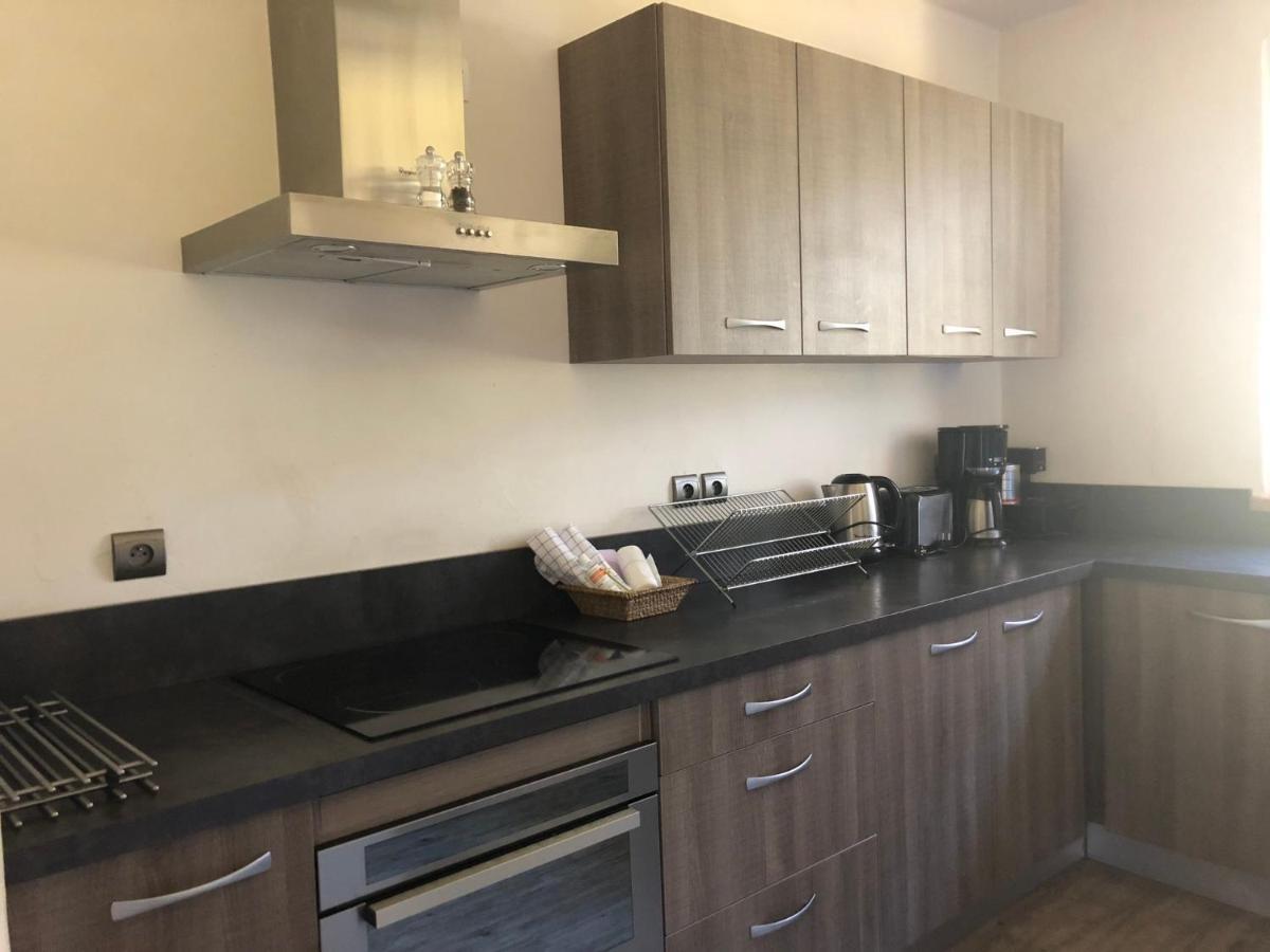 Six-Bedroom Apartment (12 Adults),1480037030:JPEG