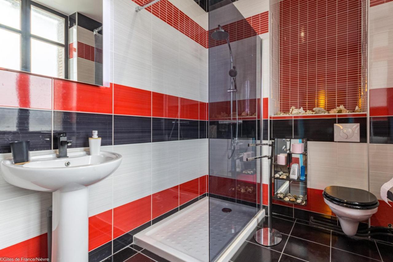 Comfort Double Room Shower