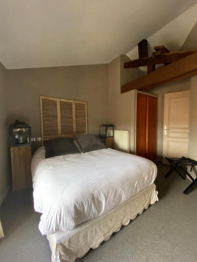 Classic Room,1498818037:JPEG