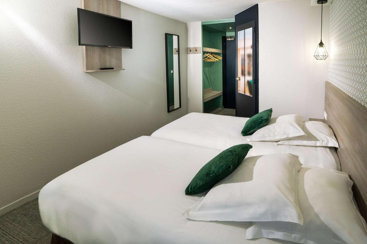 Standard Twin Room Non-Smoking