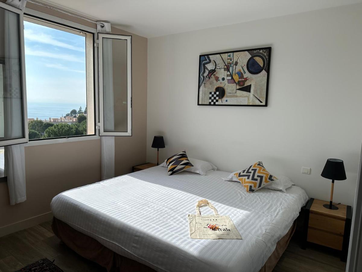 Double Room Sea View,1498952833:JPEG