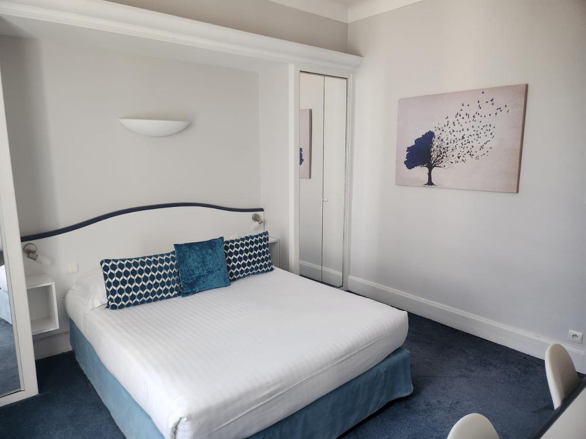 Classical Double Room