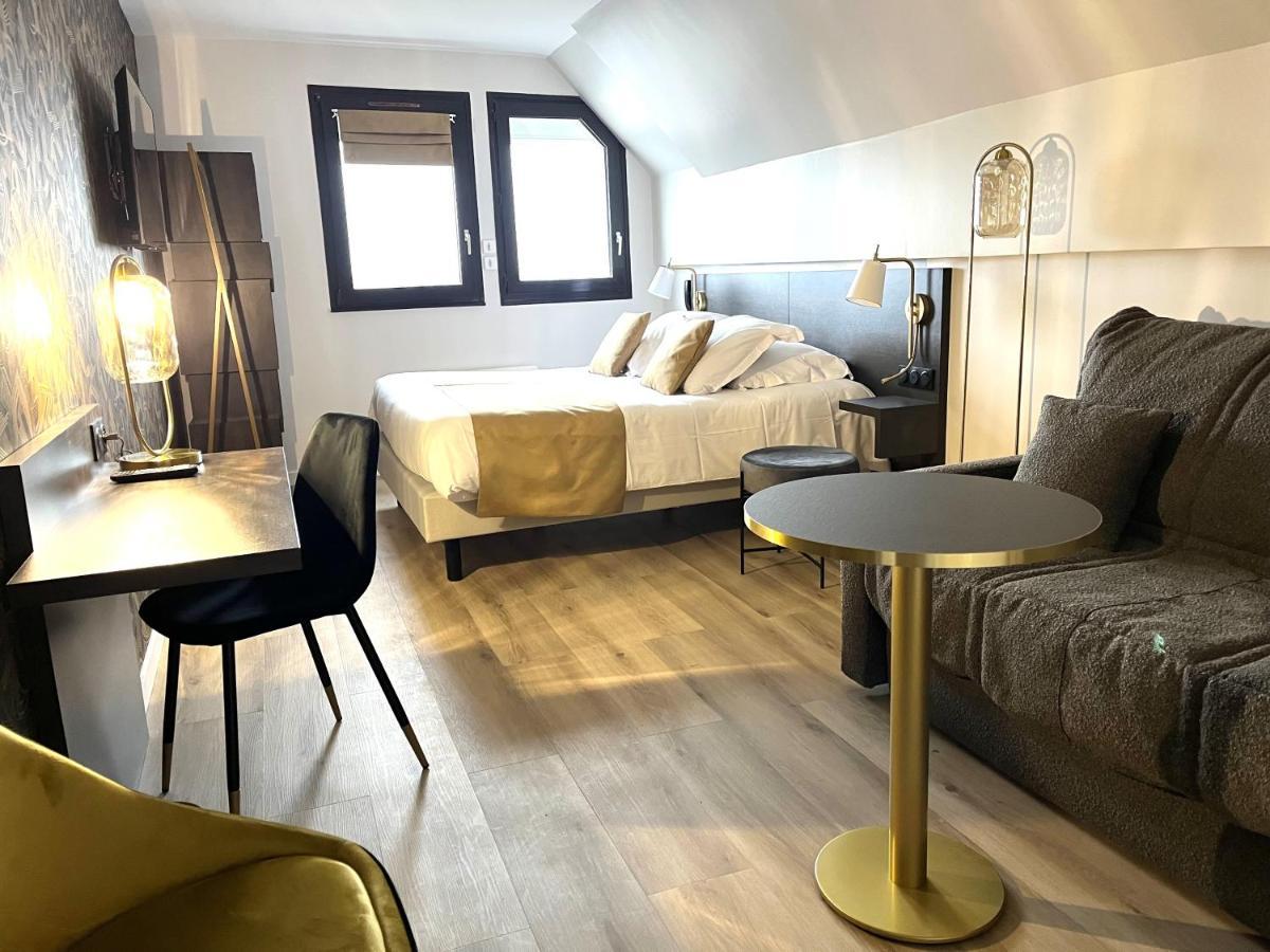 Superior Double Room with Bay View