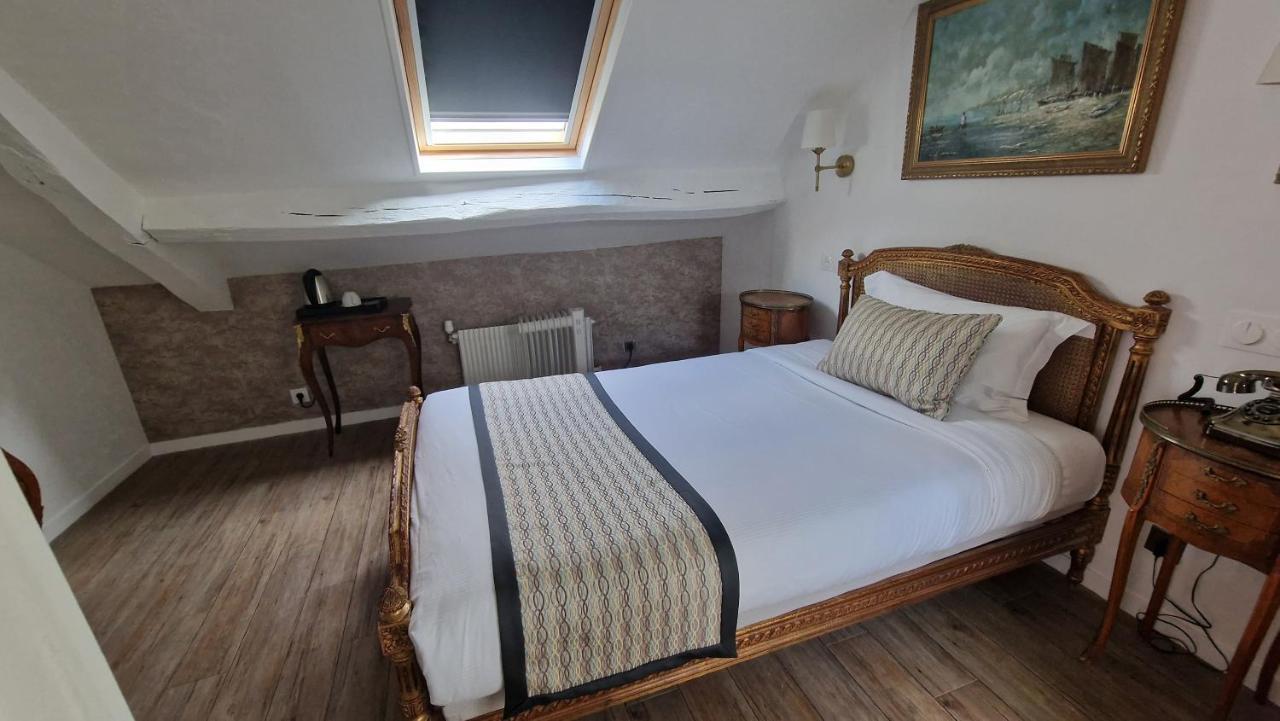 Single Room,1742606438:JPEG