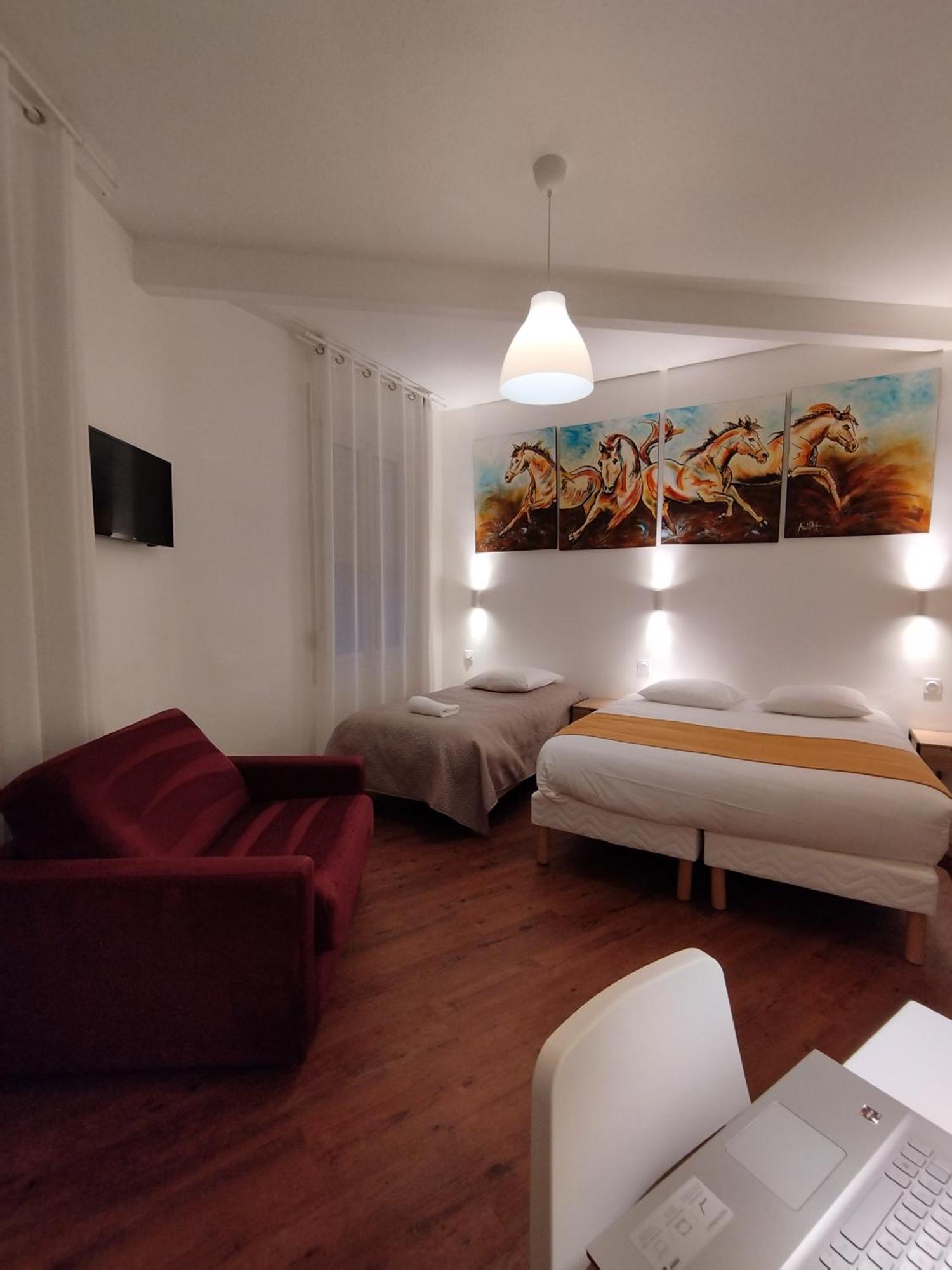 Triple Room