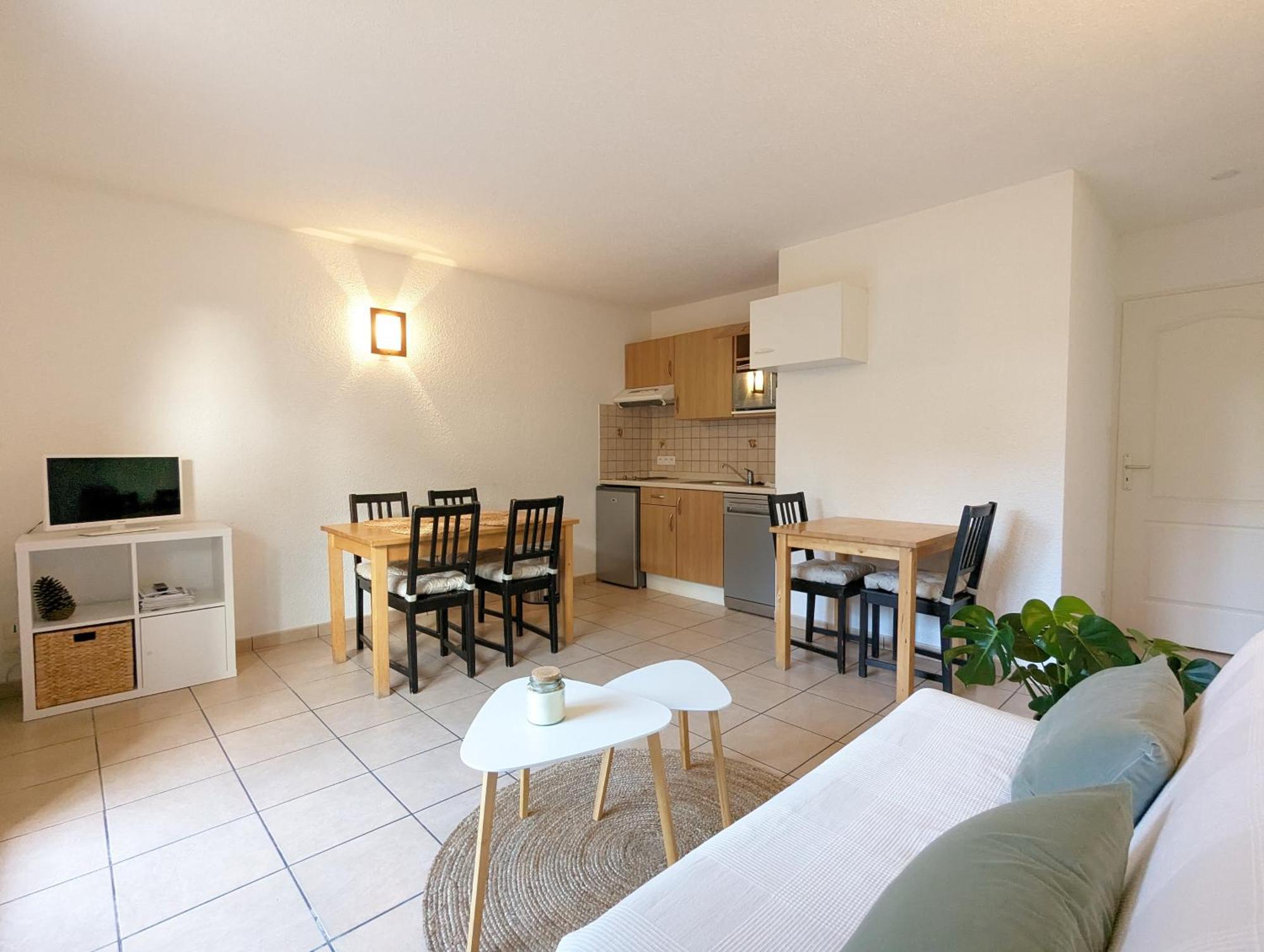 Apartment,1498835341:JPEG