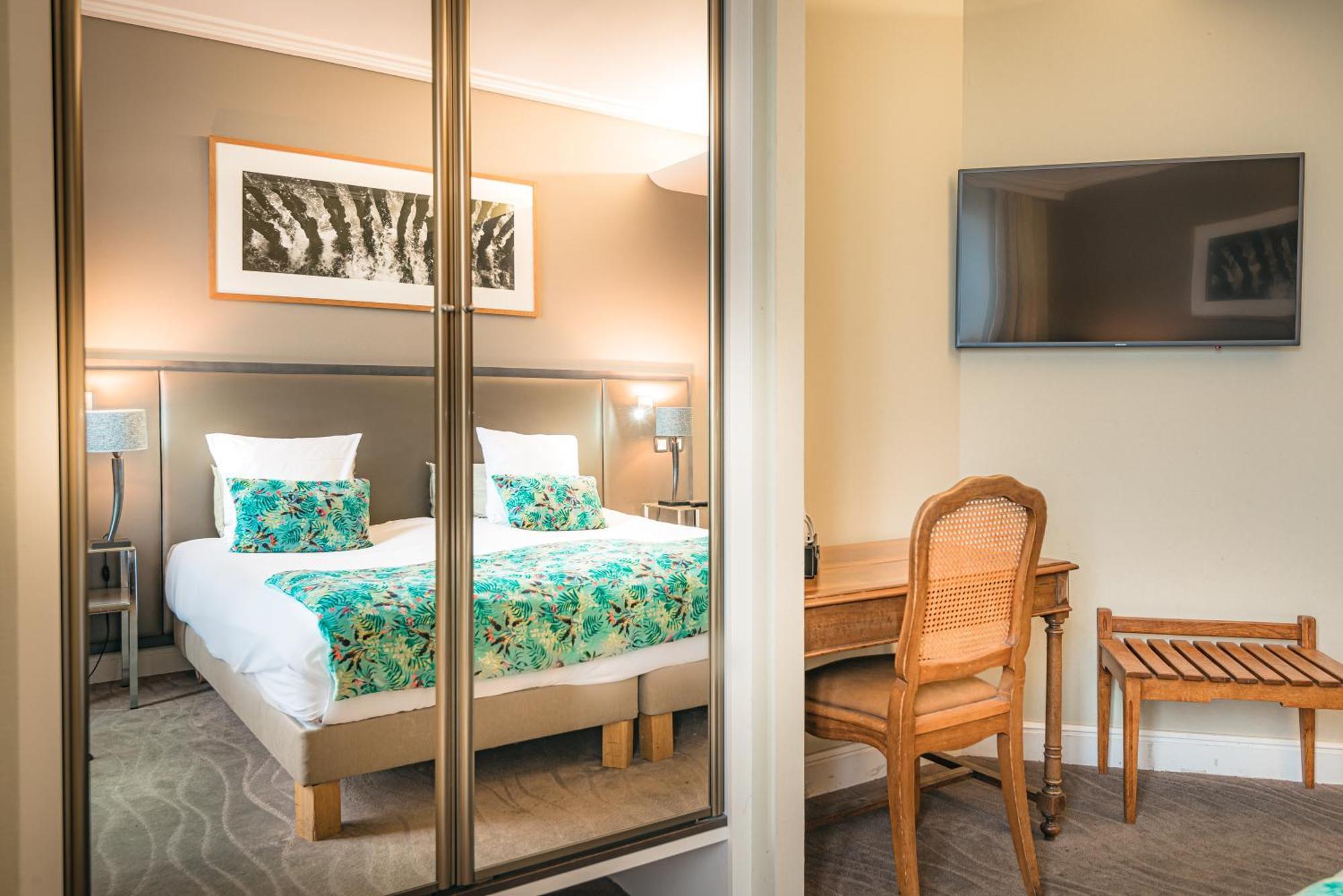 Superior Sea View Room