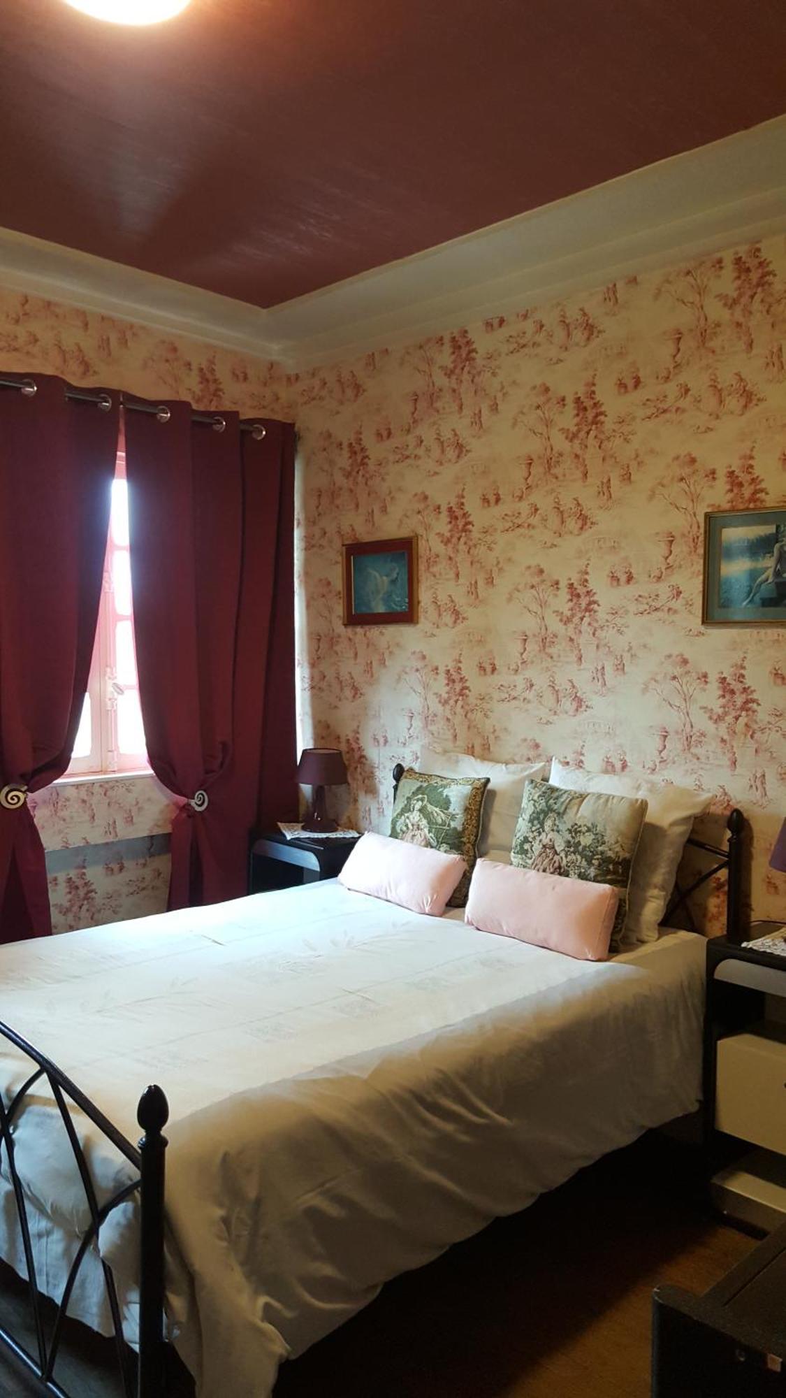 Double Room Private Bathroom