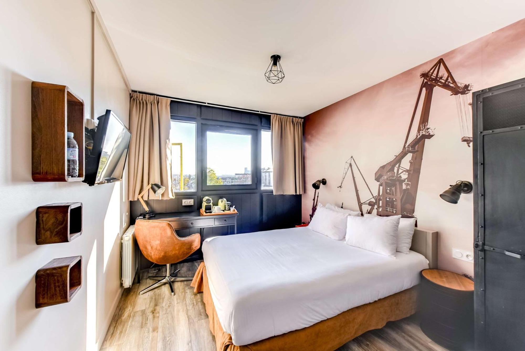 Double Room,1596027762:JPEG