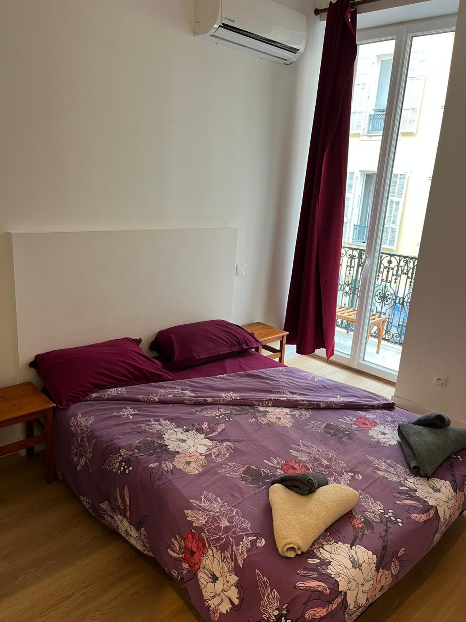 Quarto Duplo