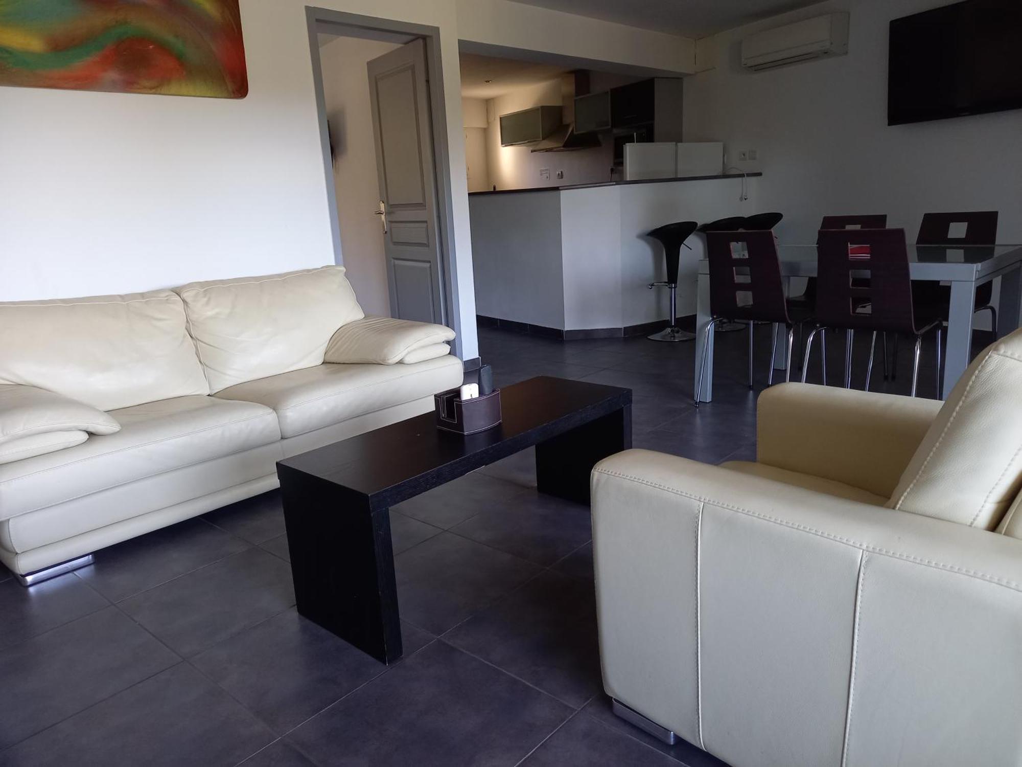 Superior Apartment,1504859818:JPEG