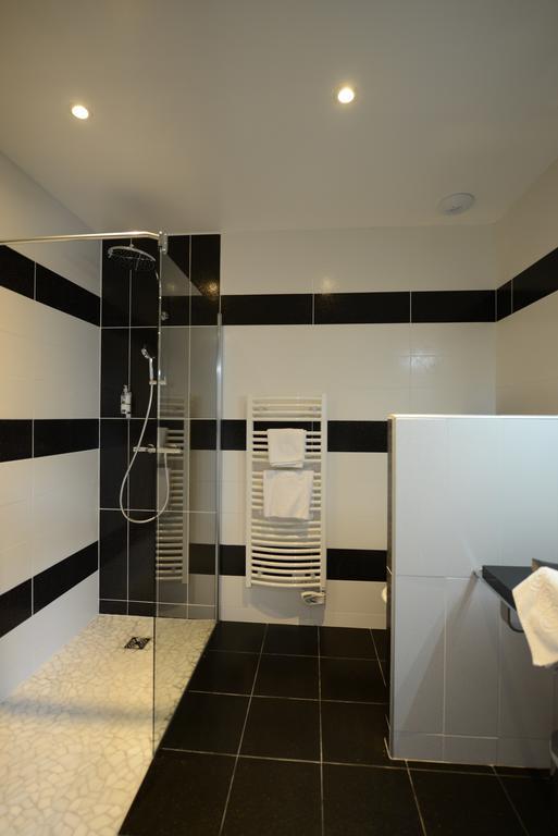 Suite Junior - Vue sur Piscine