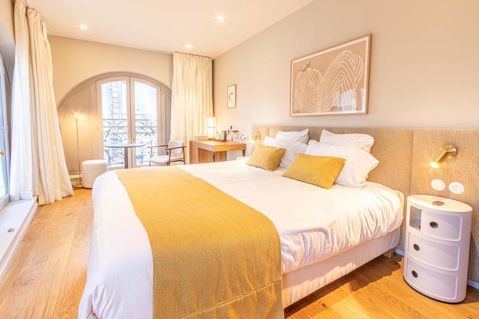 Superior King Room