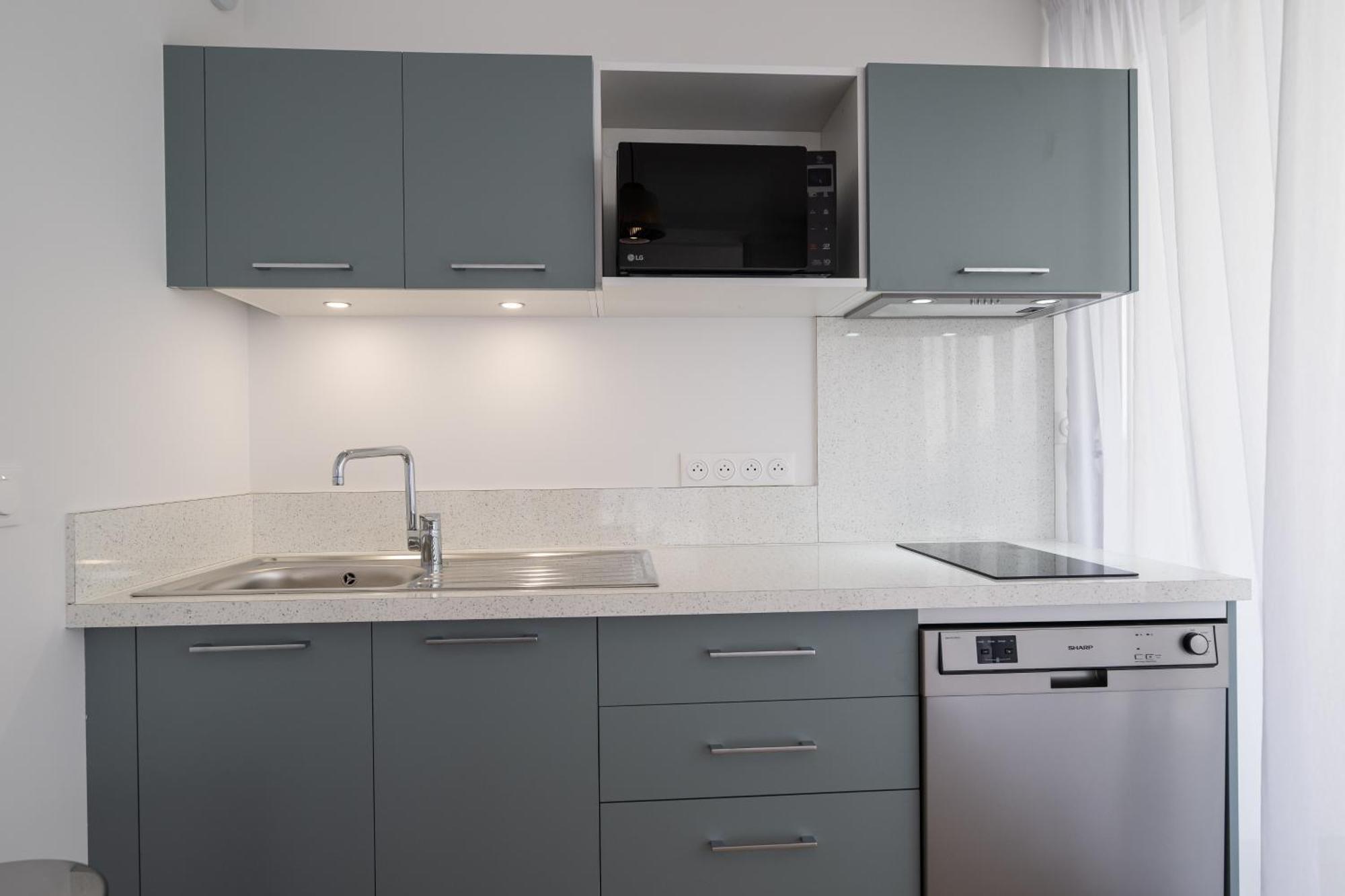Studio Apartment