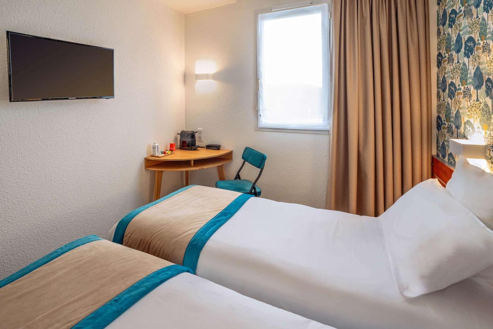 Standard Twin Room Non-Smoking