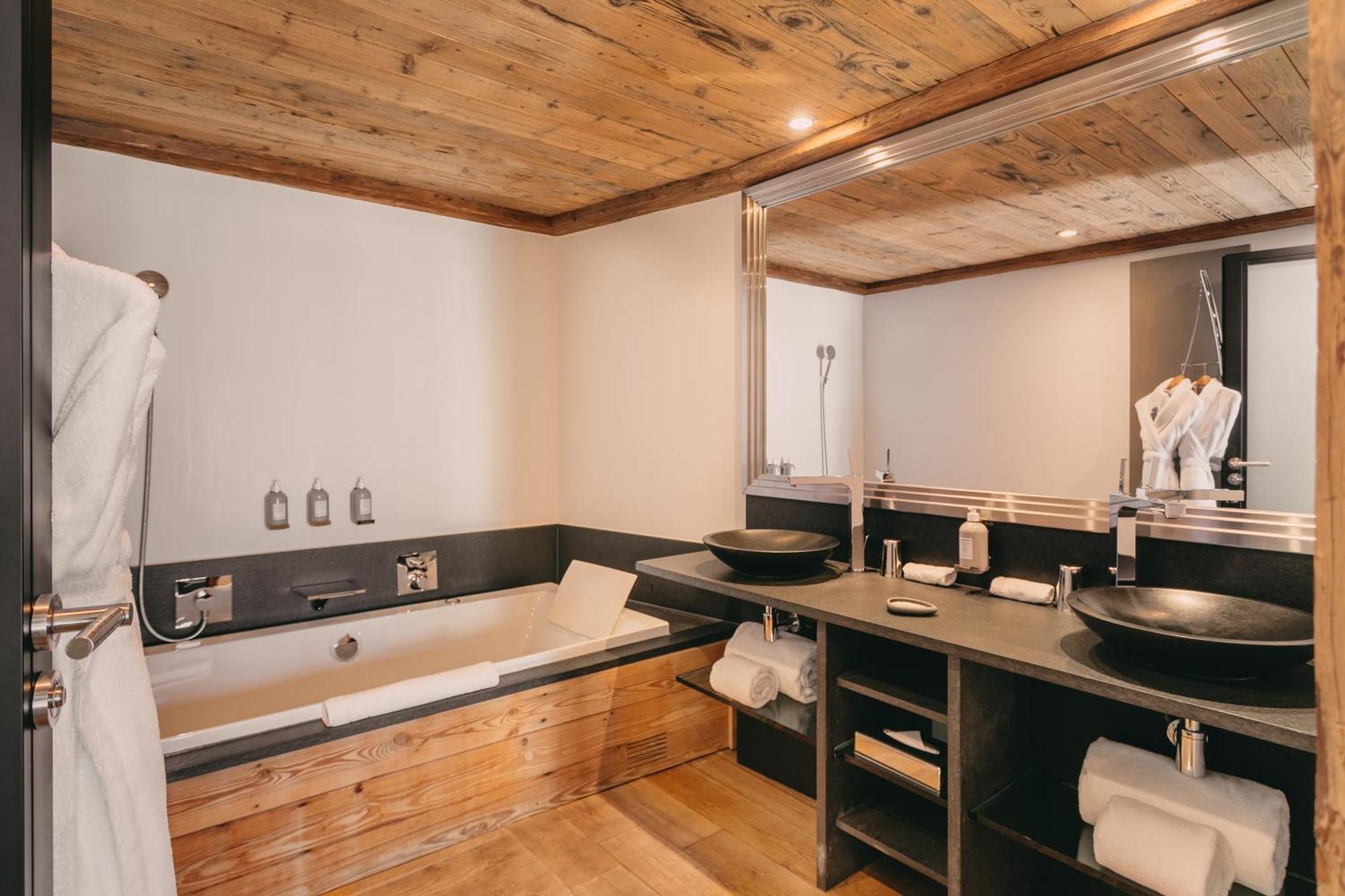 Tradition Suite