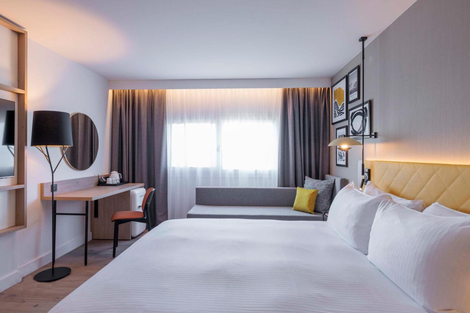 King Room - Mobility Accessible