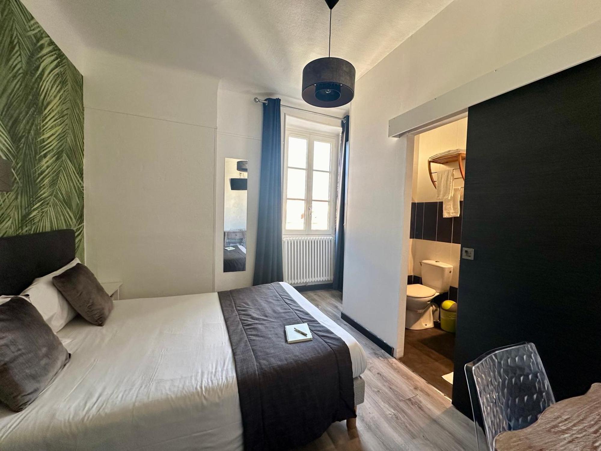 Standard Double Room,1537762957:JPEG